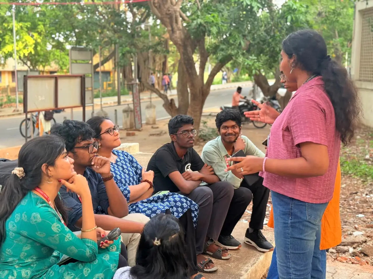 MEMBERS MEET