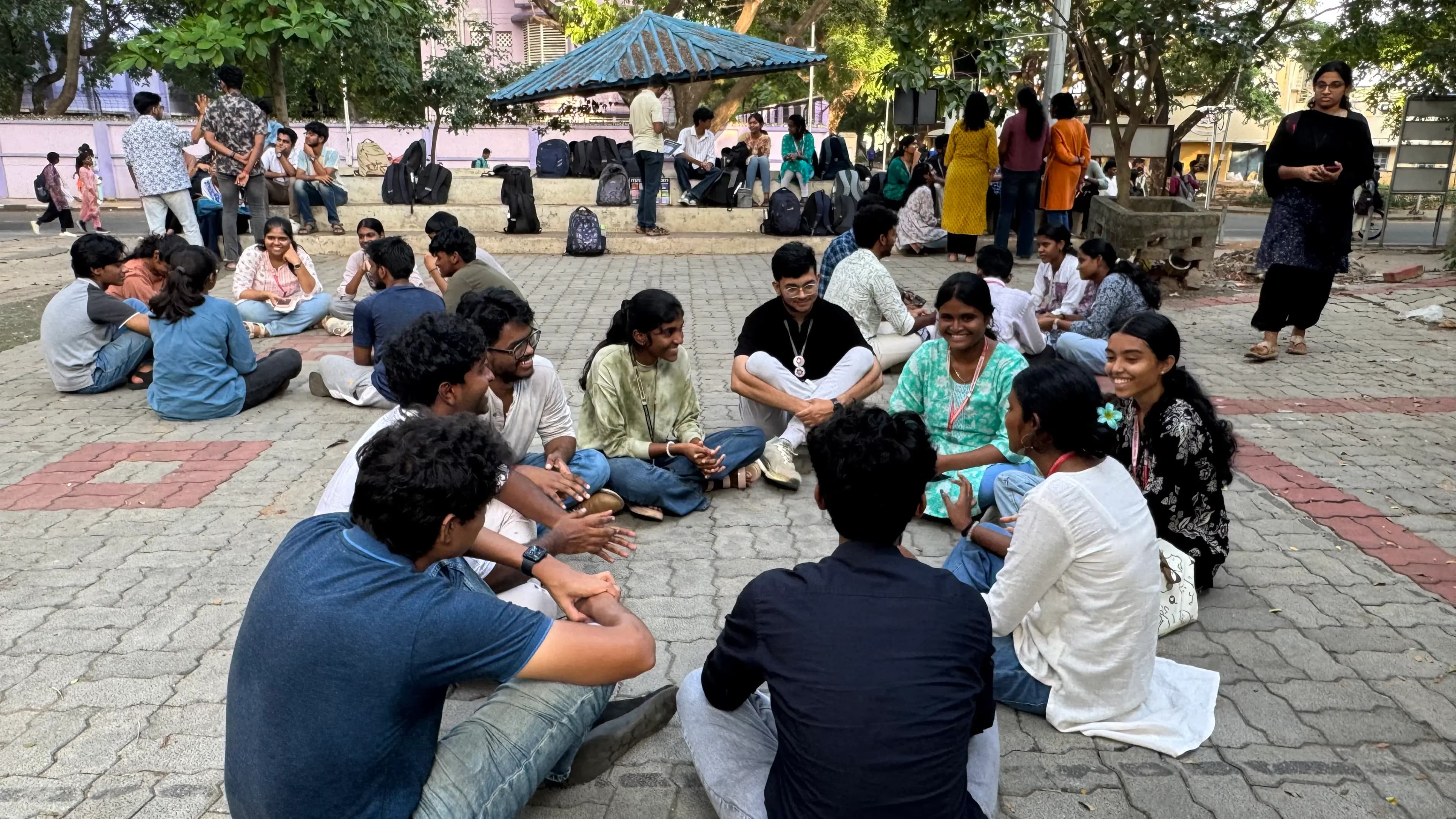 MEMBERS MEET
